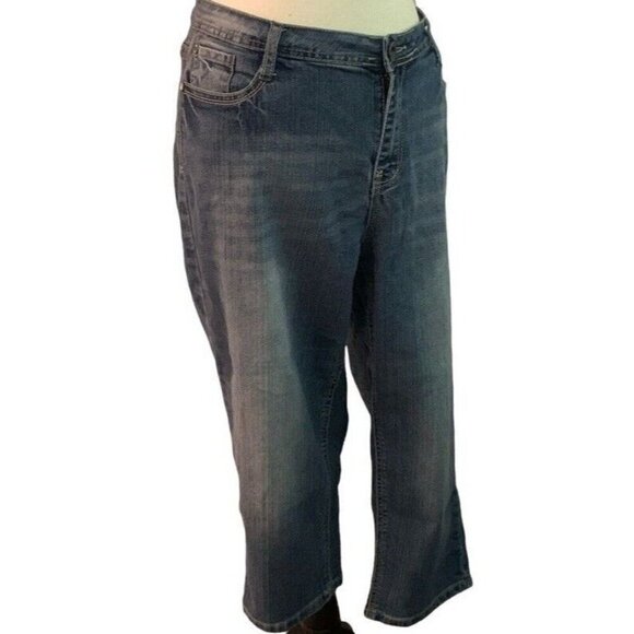 Magnet Jeans Womens Capri Jeans Size 16 Back Pockets Bling - Picture 5 of 11